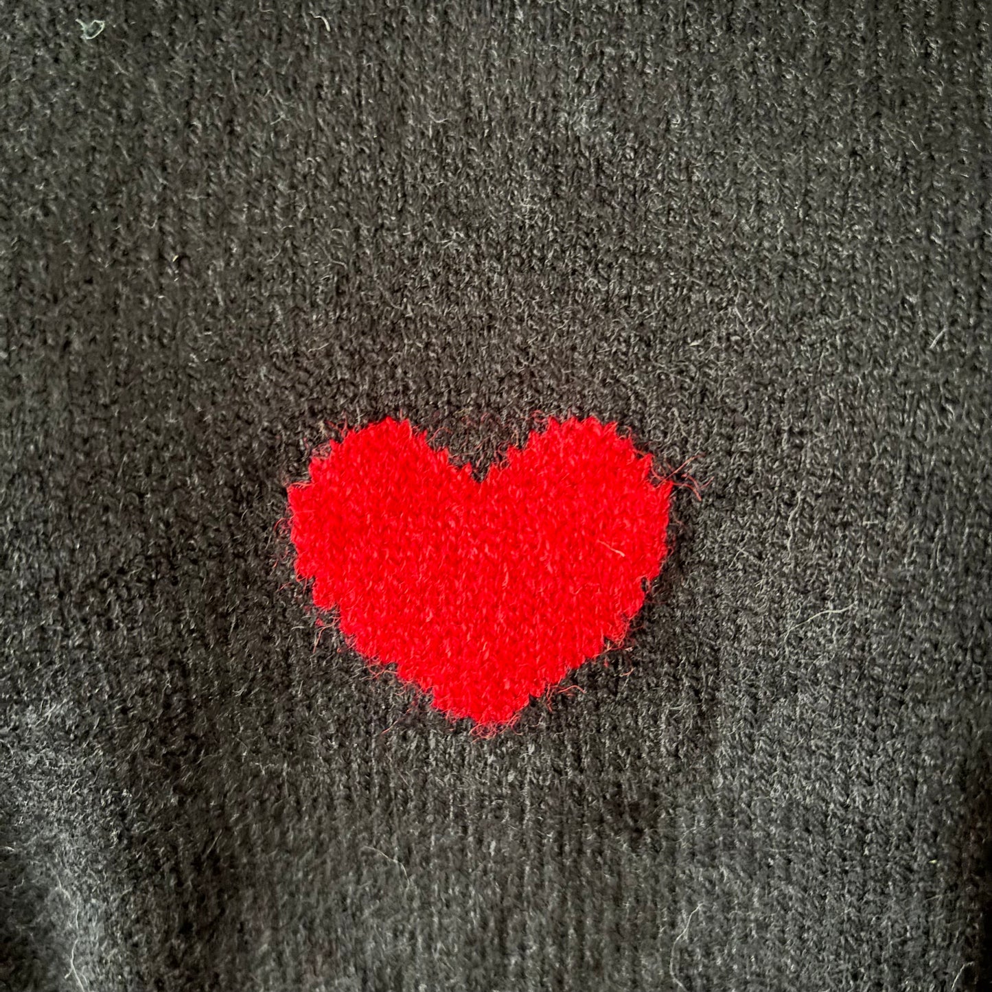 Pull Coeur Noir