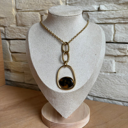 Collier Carla
